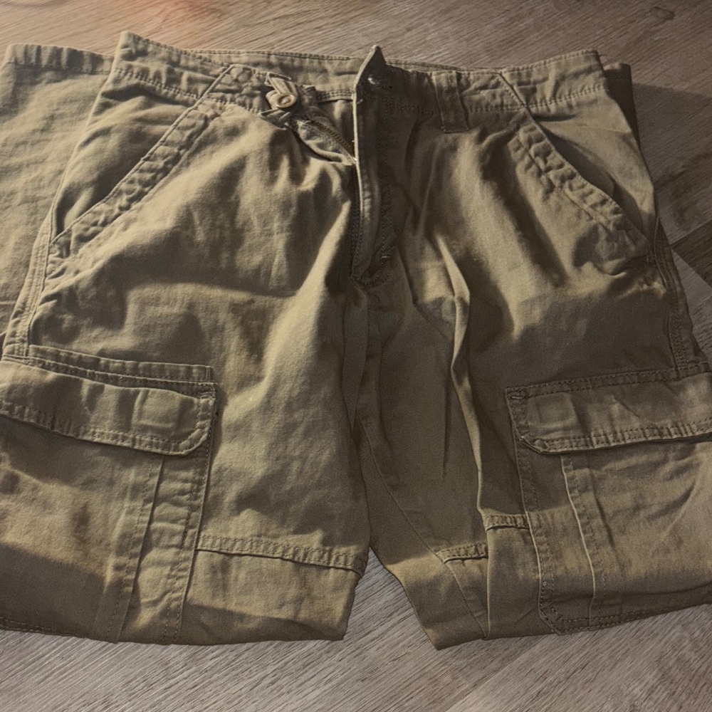 Wrangler gender neutral Brown Cargo Shorts